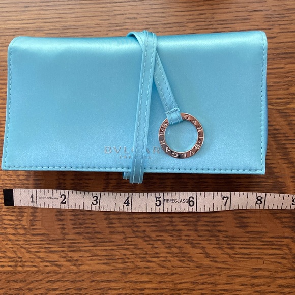 Bulgari parfums satin clutch light blue - Picture 9 of 11